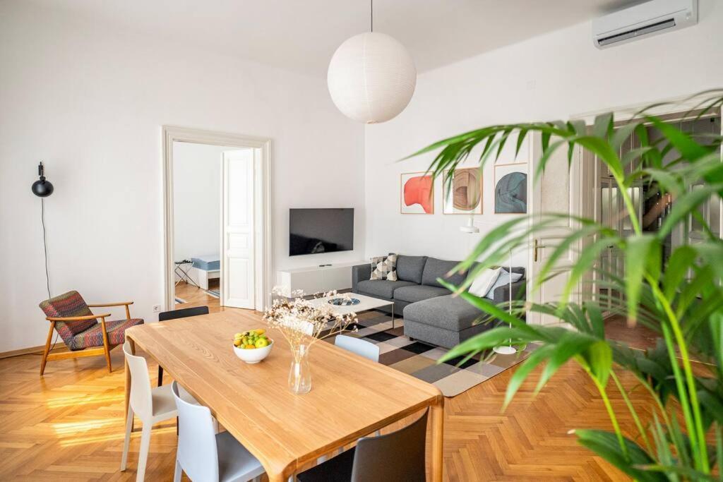Apartment Herzer 萨格勒布 外观 照片